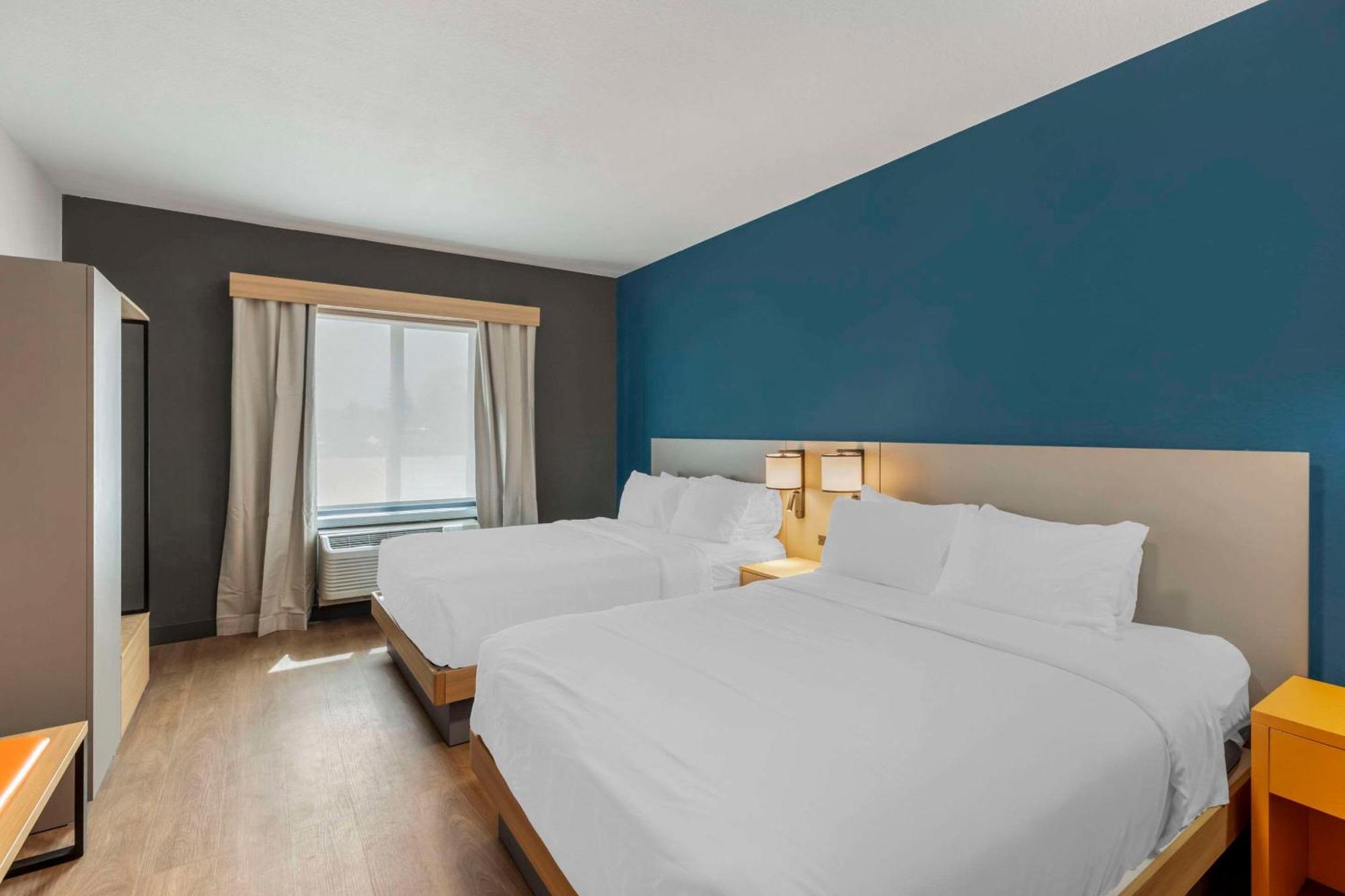 Comfort Suites Cheyenne Bagian luar foto